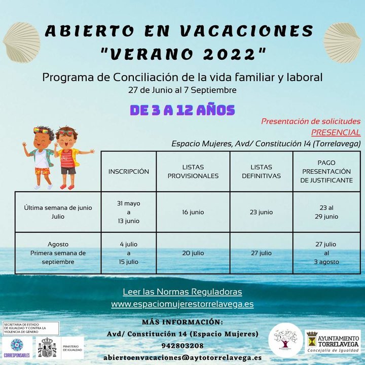 cartel abierto en vacaciones verano 2022