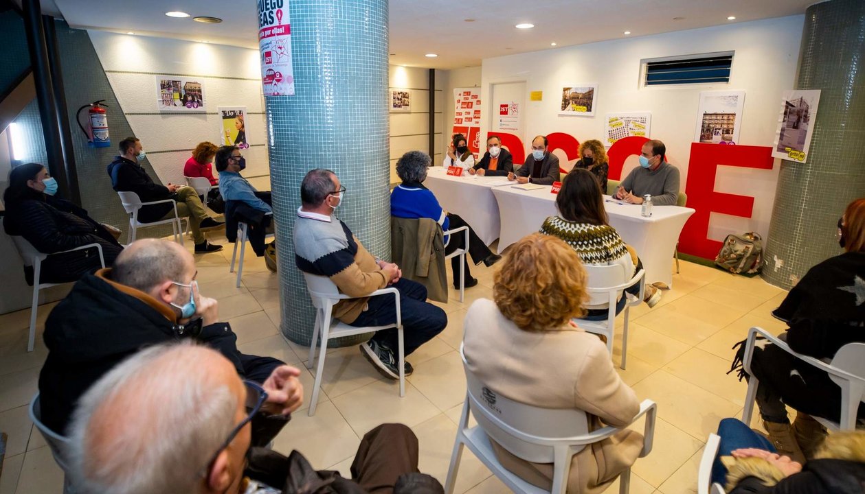 Primera reunión de la nueva Ejecutiva Local del PSOE 02