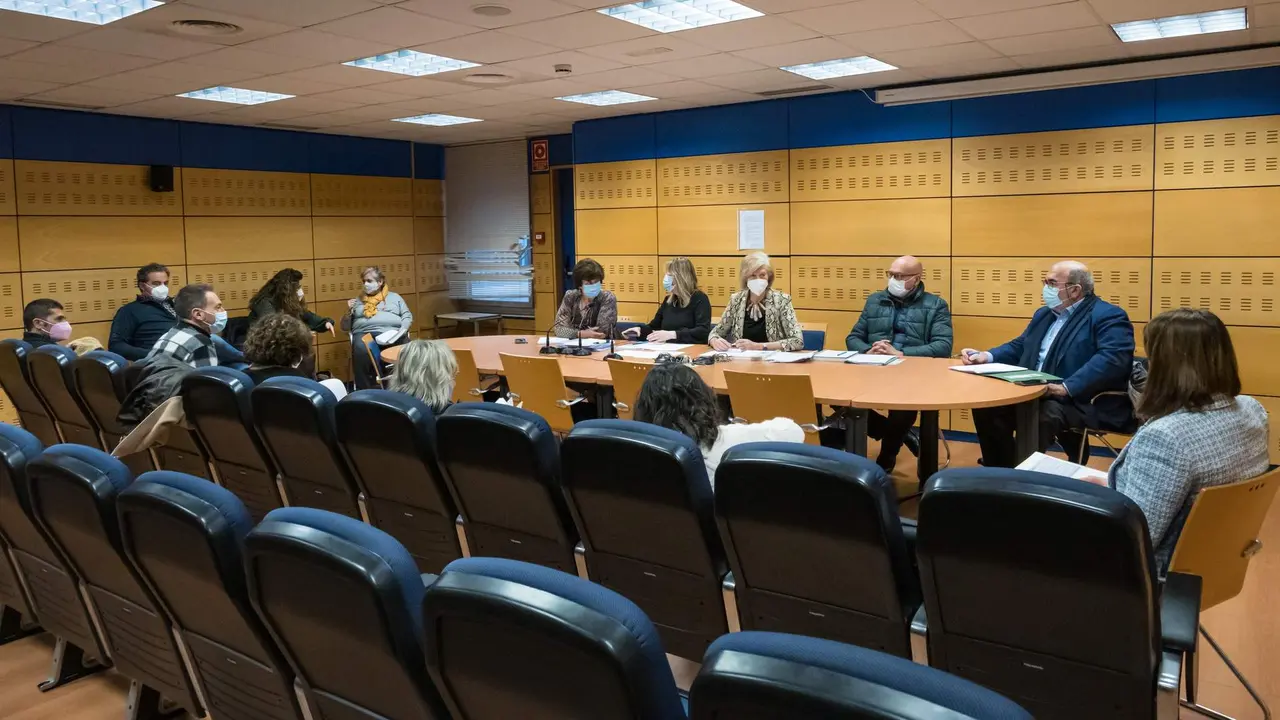 13:00 horas. Consejería de Educación y Formación Profesional (3ª planta). La consejera de Educación y Formación Profesional, Marina Lombó, se reúne con los comités de directores de Infantil y Primaria. 7 de febrero de 2022 © Raúl Lucio