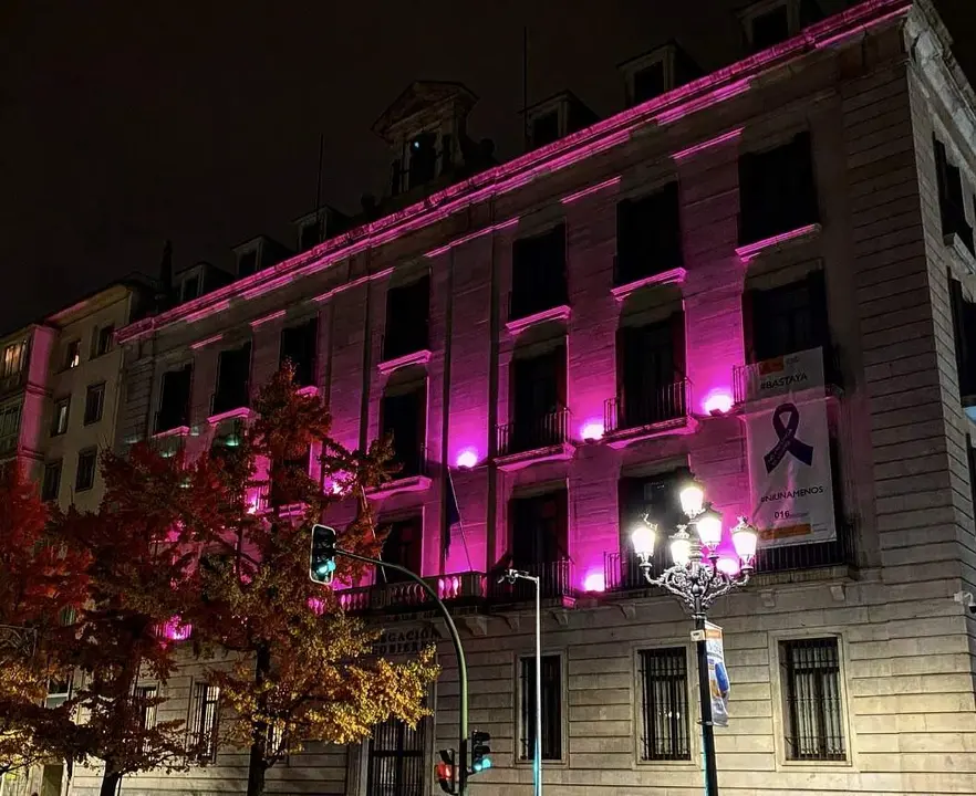 FOTO_ILUMINACION_MORADA