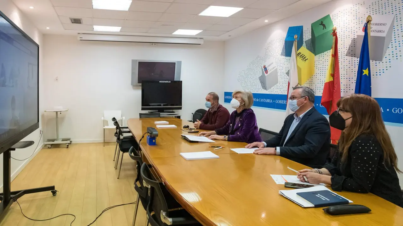 09:00 horas. Consejería de Educación y Formación Profesional (8ª planta). La consejera de Educación y Formación Profesional, Marina Lombó, inaugura la jornada de trabajo de docentes de Escuelas Oficiales de Idiomas. 1 de abril de 2022