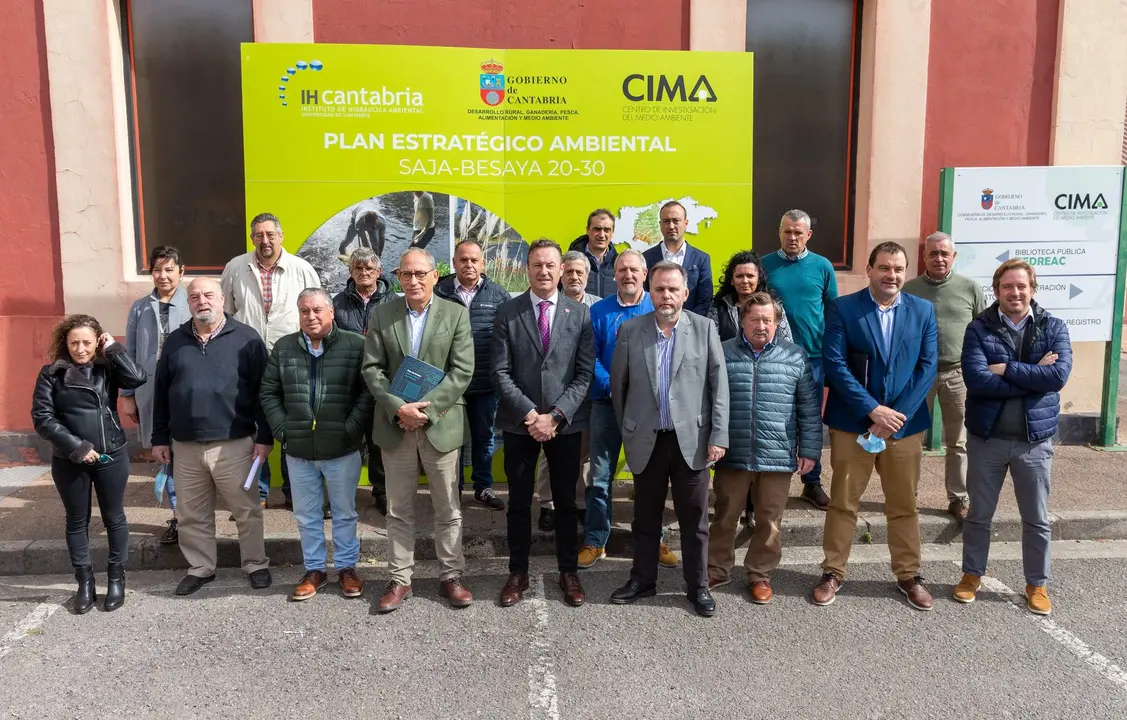 11:30 horas. Sede del Centro de Investigación del Medio Ambiente (CIMA), Avenida Rochefort Sur Mere, Torrelavega
El consejero de Desarrollo Rural, Ganadería, Pesca, Alimentación y Medio Ambiente, Guillermo Blanco, presenta el Plan de Acción 2022-2024 del Plan Estratégico Ambiental Saja-Besaya 2030. 
08 ABRIL 2022 © Miguel De la Parra