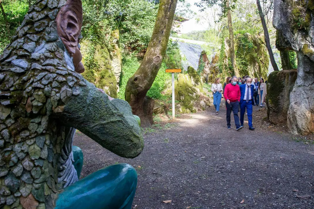 11:00 horas. Calle Estudio de Solares (Medio Cudeyo)
El consejero de Industria, Turismo, Innovación, Transporte y Comercio, Javier López Marcano, asiste a la inauguración de las obras en el Parque Mitológico de Mina Pepita.
11 ABRIL 2022 © Miguel De la Parra