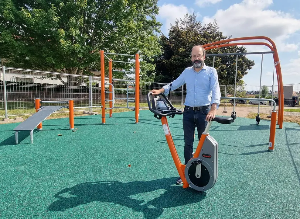 Urraca gimnasio de Sierrapando 21 julio 2022