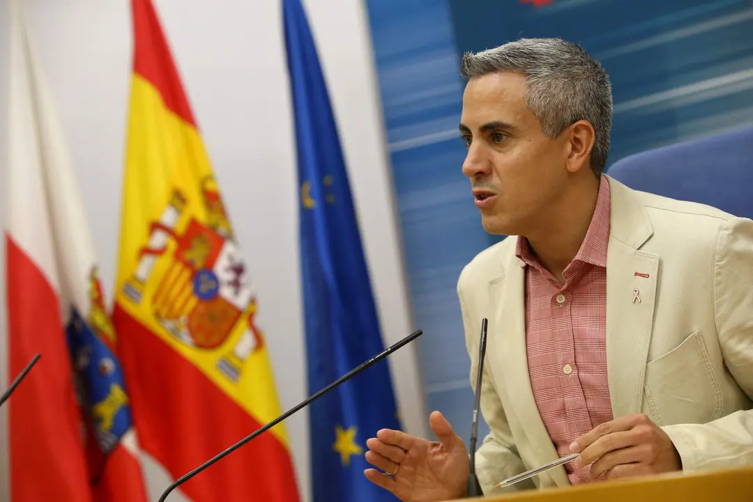 El vicepresidente y consejero de Universidades, Igualdad, Cultura y Deporte, Pablo Zuloaga, informa, en rueda de prensa, de los acuerdos del Consejo de Gobierno.
20 OCT 22