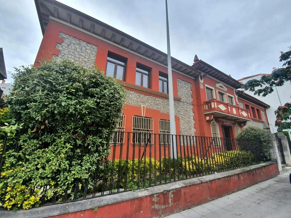 edificio camara comercio la llama