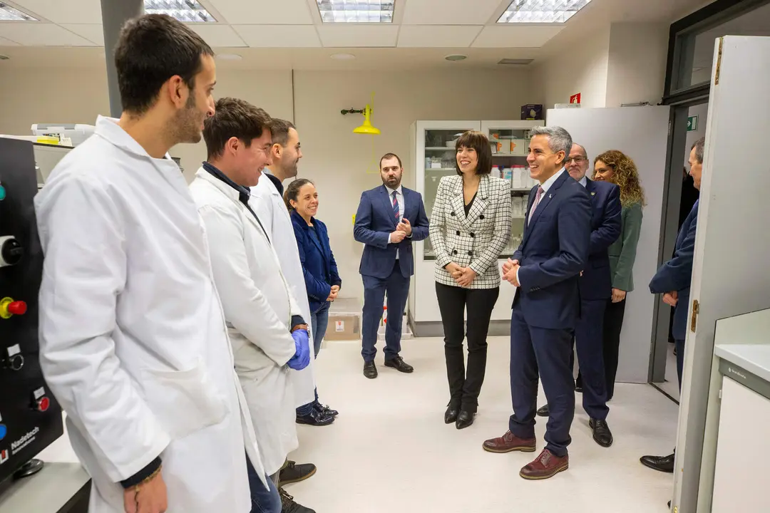 13:00.- Escuela de Ingenieros Industriales 
El vicepresidente y consejero de Universidades, Igualdad, Cultura y Deporte, Pablo Zuloaga, visita la escuela junto a la ministra de Ciencia e Innovación, Diana Morant.
26 ENERO 2023 © Miguel De la Parra