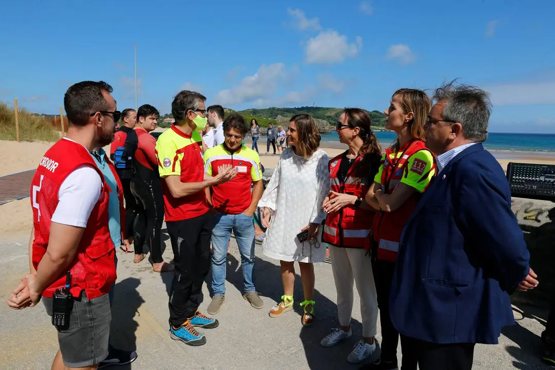 10:30 horas. Playa de Ris, Noja
La consejera de Presidencia, Interior, Justicia y Acción Exterior, Paula Fernández Viaña, presenta la campaña de salvamento y socorrismo en las playas de Cantabria. 03 JUNIO 2022 © Miguel De la Parra