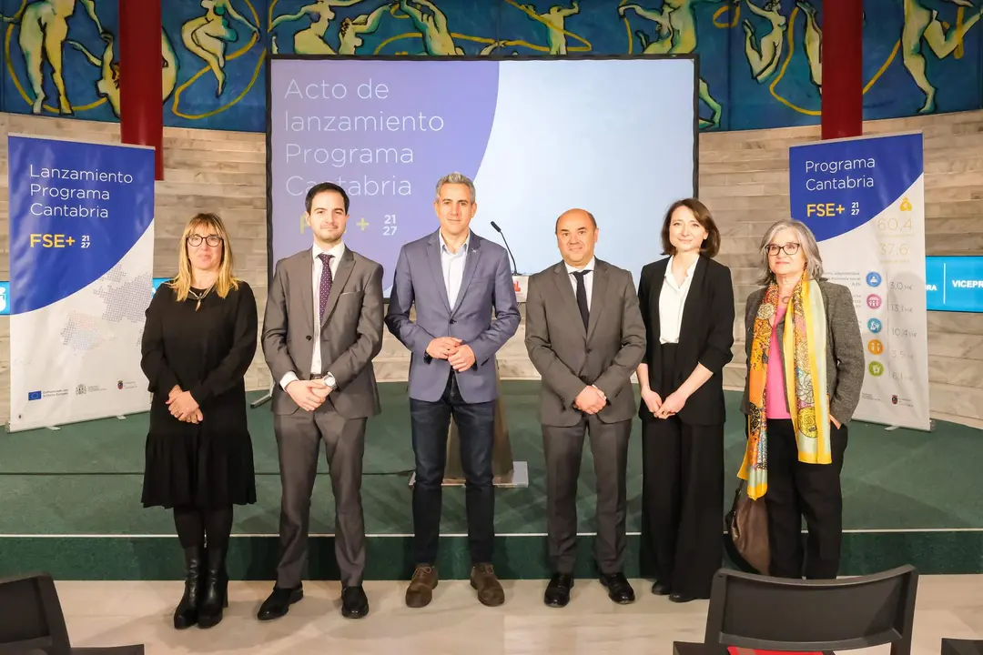 12:30 horas. Palacio de Festivales de Cantabria. Sala María Blanchard. El vicepresidente y consejero de Universidades, Igualdad, Cultura y Deporte, Pablo Zuloaga, y la consejera de Empleo y Políticas Sociales, Eugenia Gómez de Diego, intervienen en el acto de lanzamiento del Programa Operativo del Fondo Social Europeo+ 2021-2027 Cantabria. 16 de marzo de 2023 © Raúl Lucio