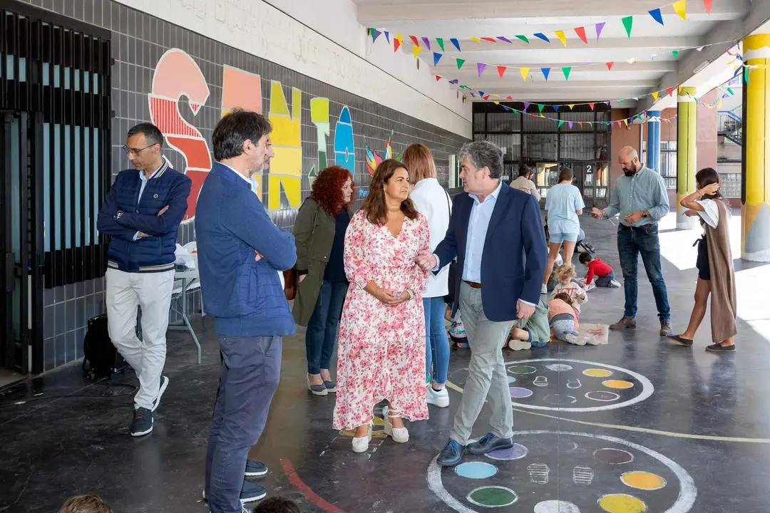 10:00 horas. Ayuntamiento de Reinosa
La consejera de Inclusi&oacute;n Social, Juventud, Familias e Igualdad, Bego&ntilde;a G&oacute;mez del R&iacute;o, realiza una visita institucional a este municipio. Posteriormente, la consejera visita la ludoteca de verano, en el Colegio San Jos&eacute; - Ni&ntilde;o Jes&uacute;s (Calle Pe&ntilde;as Arriba, 9)
