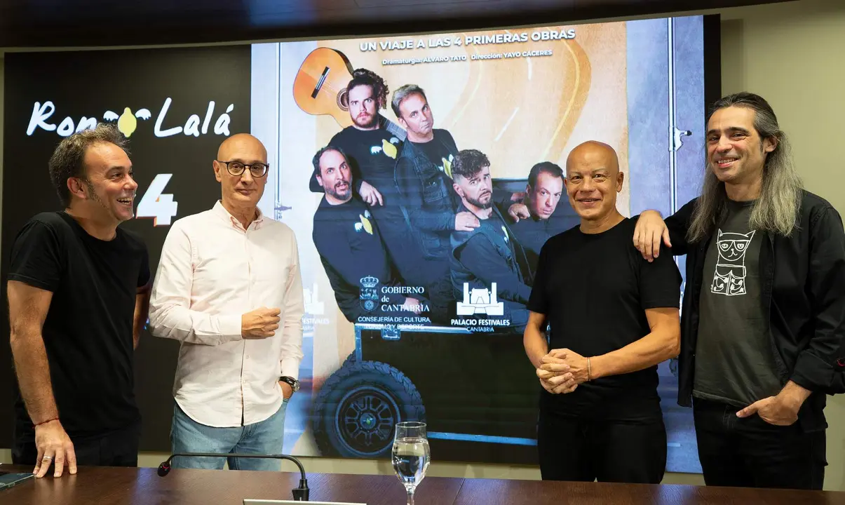 El director general de Cultura y Patrimonio Histórico, Juan Antonio González Fuente, presenta el estreno de la obra ‘4X4’ de Ron Lalá. 
29 SEP 23