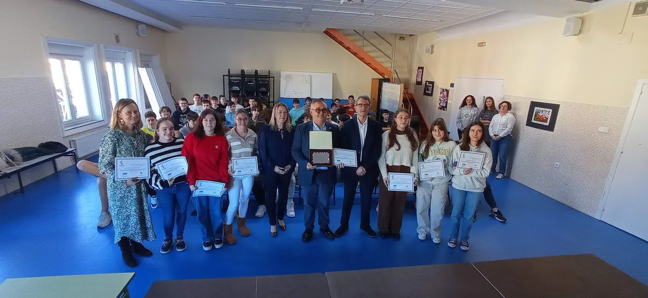 FOTO GANADORAS PREMIO EMPRENDIMIENTO