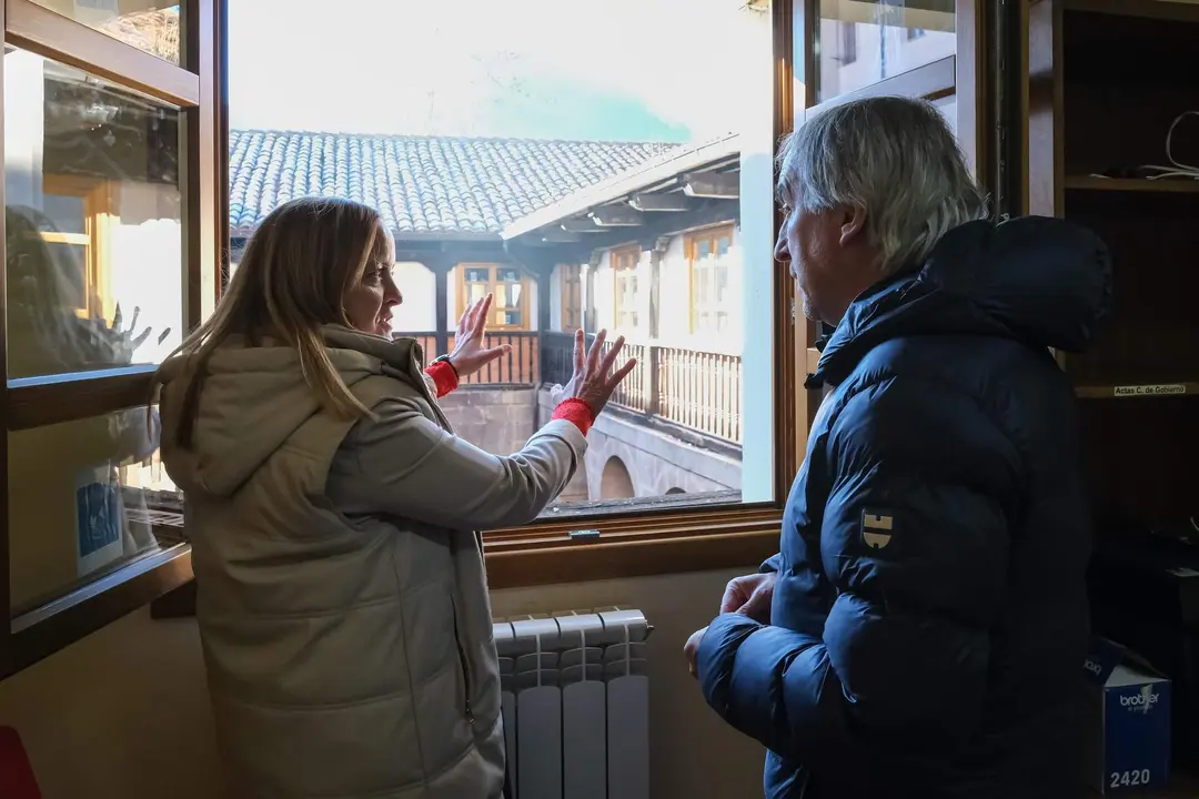 13:00 H. Ayuntamiento de Potes. La consejera de Presidencia, Justicia, Seguridad y Simplificación Administrativa, Isabel Urrutia, inaugura las obras de mejora del convento de San Raimundo. 26 de diciembre de 2023 © Raúl Lucio