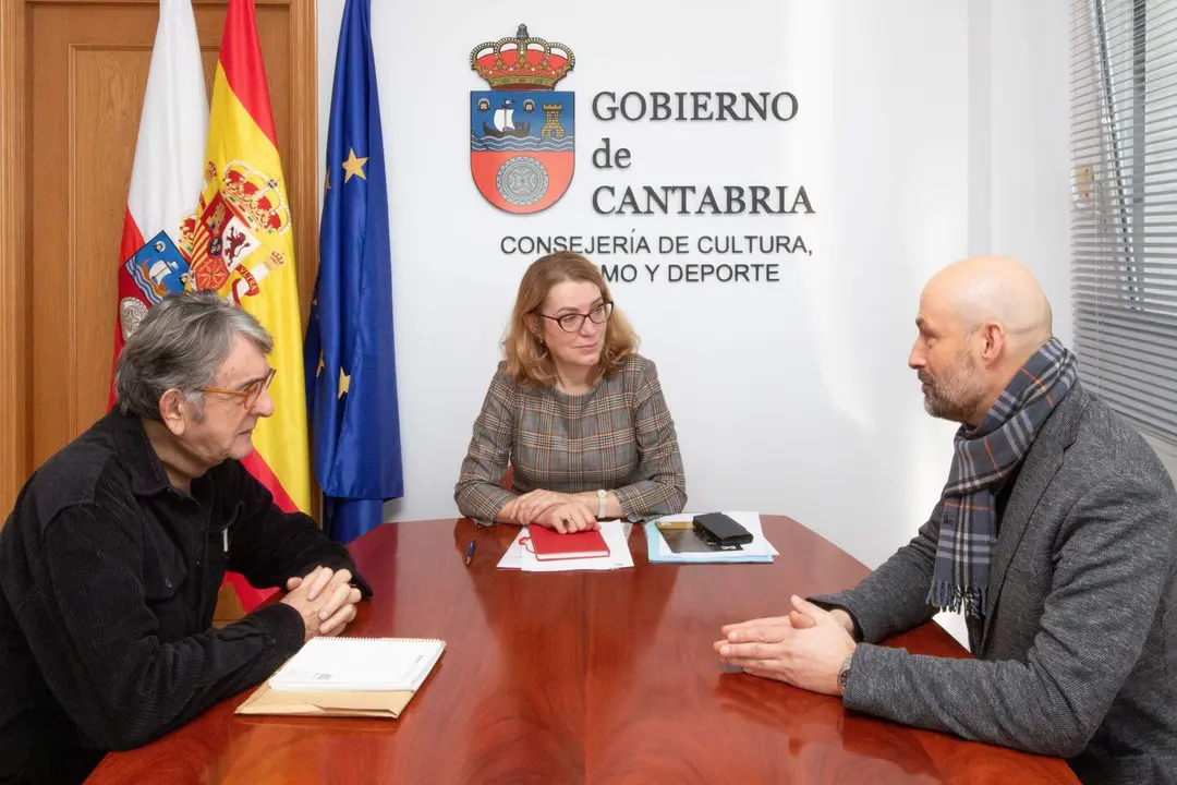 11.30.- Despacho de la consejera
La consejera de Cultura, Turismo y Deporte, Eva Guillermina Fernández, se reúne con el alcalde de Puente Viesgo, Óscar Villegas.