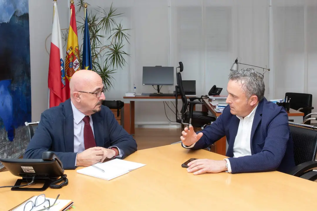 10.00 horas. Despacho del consejero
El consejero de Salud, César Pascual, recibe al alcalde de Liérganes, Ángel Bordas.