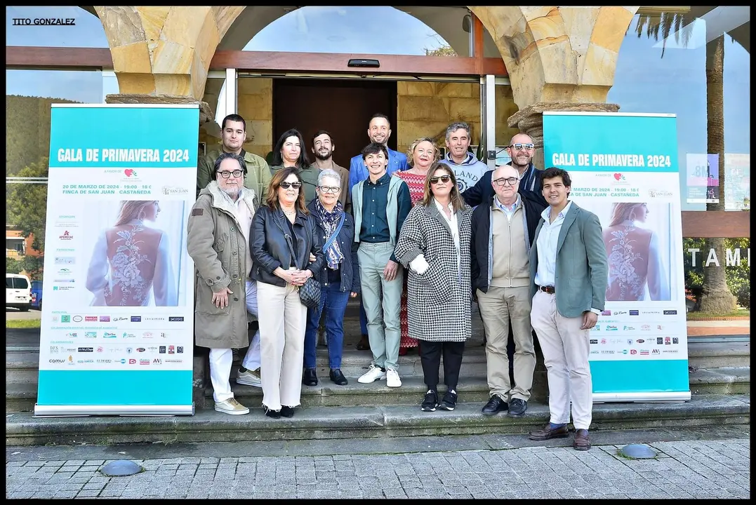 Gala de Primavera 2024 - Presentación Foto de Familia