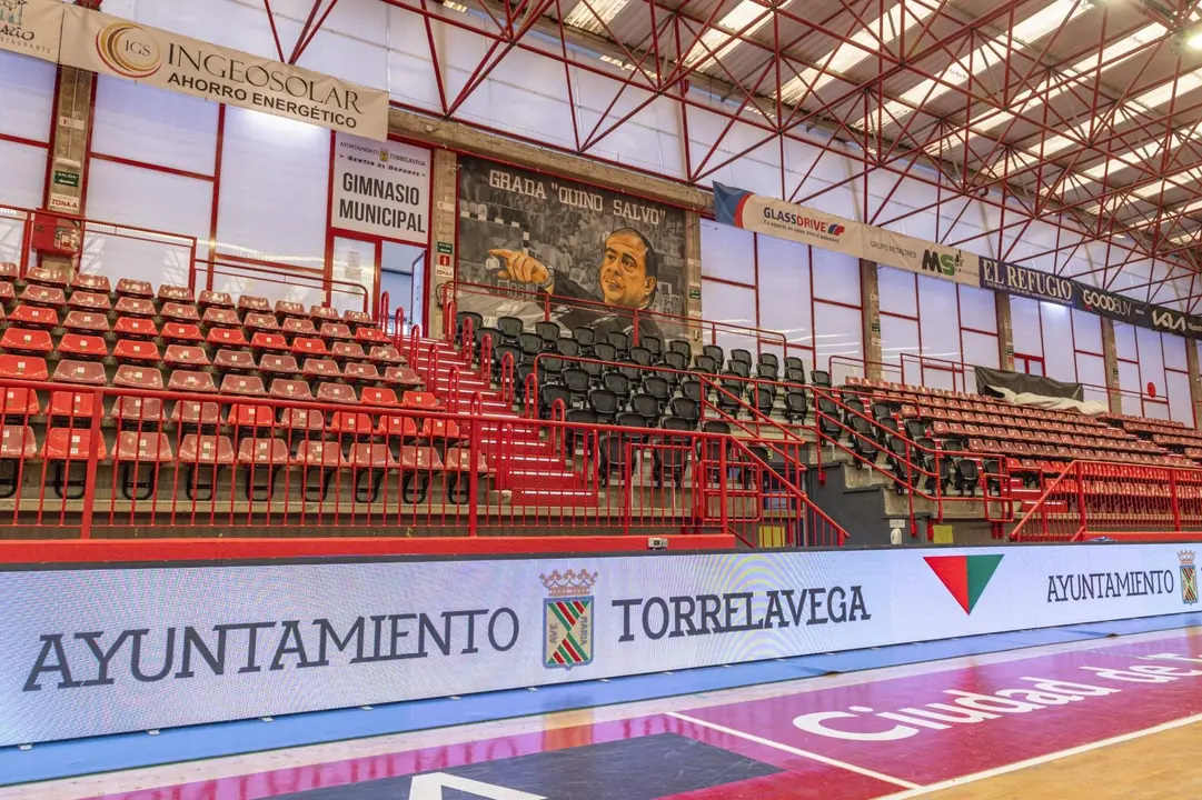 leds pabellon Vicente Trueba 27 marzo 2024