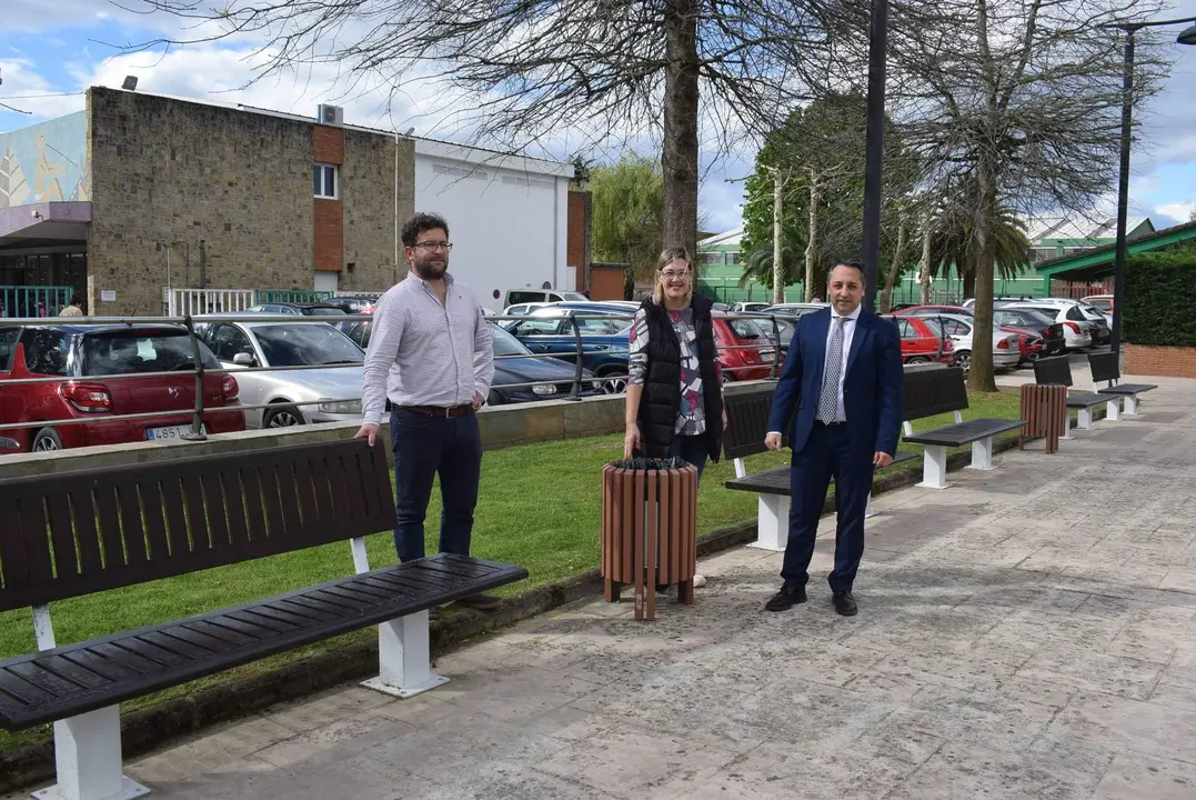 PUESTA SERVICIO PARQUE INFANTIL Bº SAN LORENZO VIOÑO - ABRIL 2024 (18)