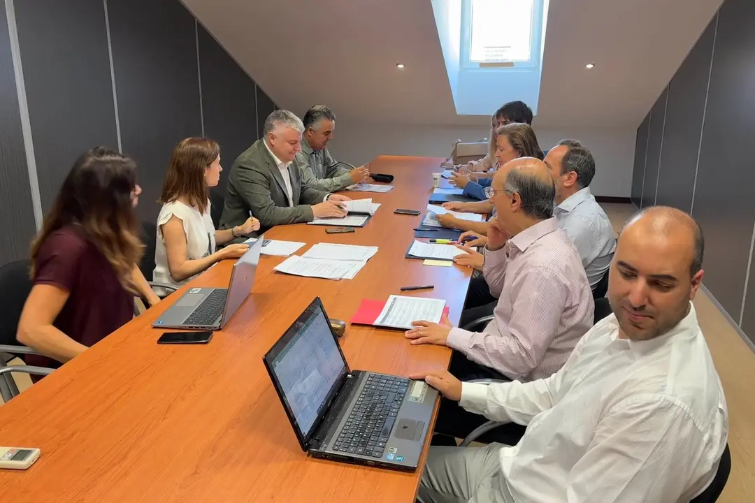 10:00 horas. 5&ordf; Planta, ACAT. Pso. Pereda, 13
El consejero de Econom&iacute;a, Hacienda, Fondos Europeos y Financiaci&oacute;n Auton&oacute;mica, Luis &Aacute;ngel Ag&uuml;eros, preside el Consejo rector de la ACAT. 
  18 JUNIO 25 &copy; Oficina de comunicaci&oacute;n