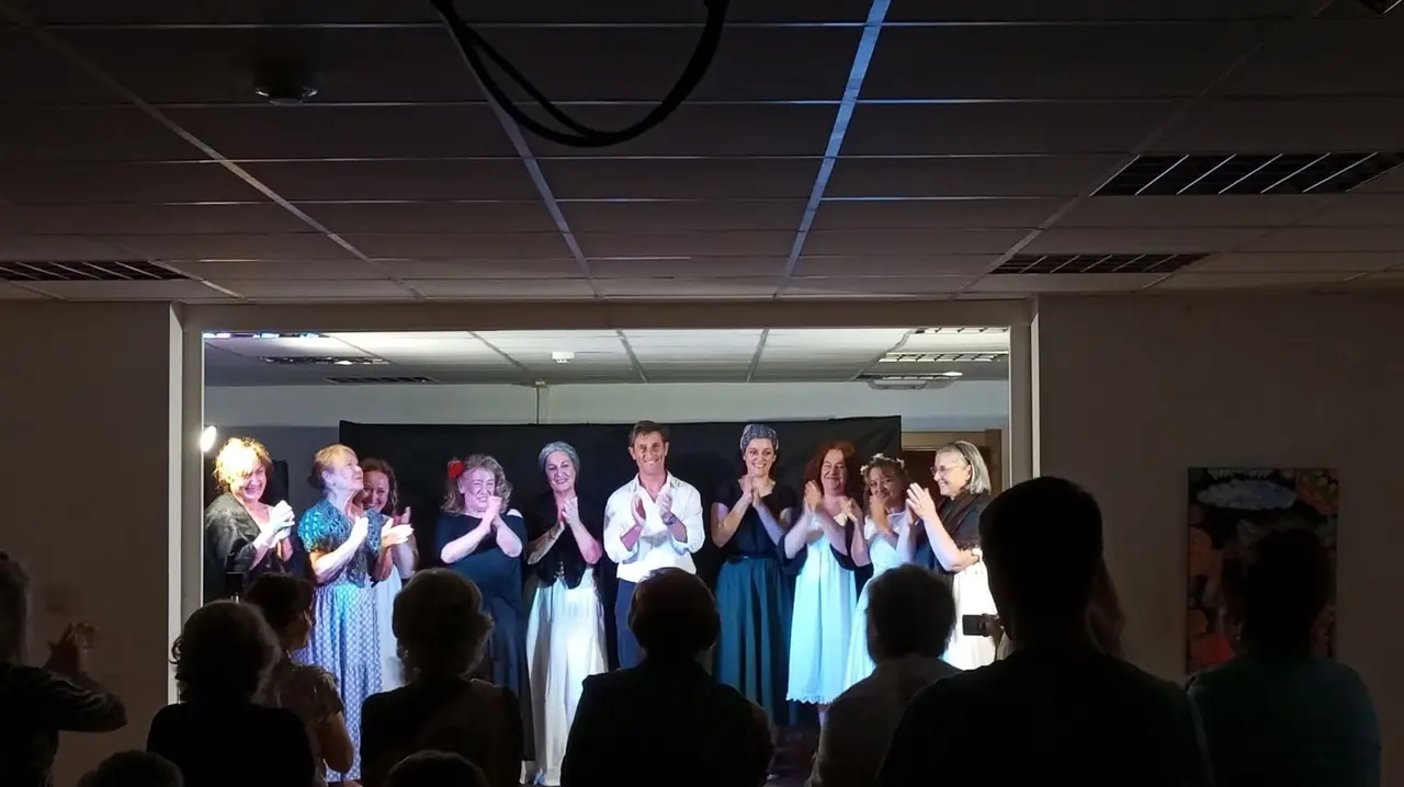 Actores y actrices amateur del Taller Municipal de Teatro