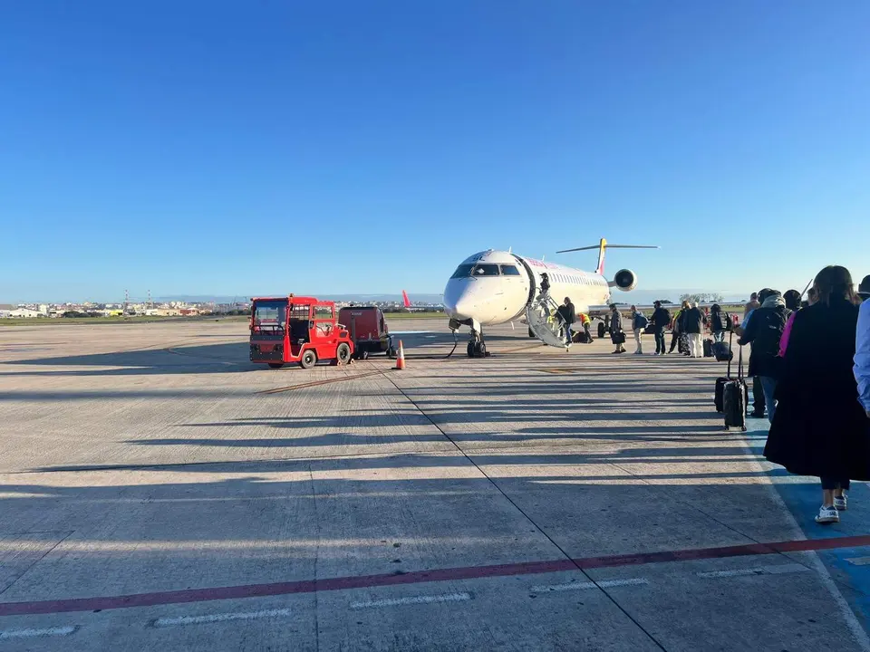 Web aeropuerto seve ballesteros