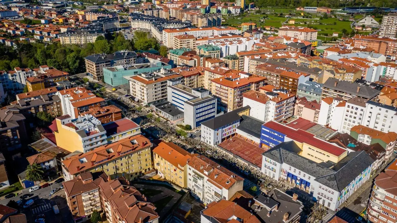 xtorrelavega-zona-ies-m-santillana-1-1-scaled.jpg.pagespeed.ic.Ayj7xvNxn_