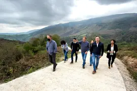 12.45.- Bustrigado, Vald&aacute;liga
El consejero de Desarrollo Rural, Ganader&iacute;a, Pesca, Alimentaci&oacute;n y Medio Ambiente, Guillermo Blanco, visita el camino rural de Bustrigado.
18 de abril de 2022
Fotograf&iacute;a: Silvia Bouzo
