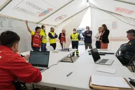 13:00 horas. Pabell&oacute;n de Hinojedo (Suances). La consejera de Presidencia, Interior, Justicia y Acci&oacute;n Exterior, Paula Fern&aacute;ndez, acude al Puesto de Mando Avanzado habilitado en Suances con motivo de la celebraci&oacute;n de un ejercicio de emergencias por riesgo qu&iacute;mico. 12 de mayo de 2022 &copy; Ra&uacute;l Lucio