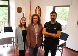 1-Comillas ampl&iacute;a la plantilla de Polic&iacute;a Local con la incorporaci&oacute;n de la primera agente mujer