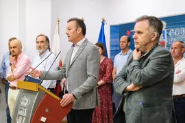 12:45 horas. Sala de Prensa del Gobierno. El consejero de Desarrollo Rural, Ganader&iacute;a, Pesca, Alimentaci&oacute;n y Medio Ambiente, Guillermo Blanco, comparece ante los medios de comunicaci&oacute;n tras la reuni&oacute;n con representantes del sector para comunicar pr&oacute;ximas actuaciones para la gesti&oacute;n del lobo en Cantabria. 14 de junio de 2022 &copy; Ra&uacute;l Lucio