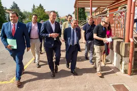 11:00 horas. Torrelavega. Sal&oacute;n de actos del CIMA
El presidente de Cantabria, Miguel &Aacute;ngel Revilla; los consejeros de Obras P&uacute;blicas, Ordenaci&oacute;n del Territorio y Urbanismo, Jos&eacute; Luis Gochicoa, y de Desarrollo Rural, Ganader&iacute;a, Pesca, Alimentaci&oacute;n y Medio Ambiente, Guillermo Blanco, participan en la reuni&oacute;n del Consejo Asesor del Cambio Clim&aacute;tico y Medio Ambiente de Cantabria. 
 15 JUNIO 2022 &copy; Miguel De la Parra