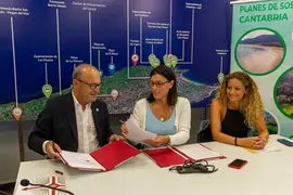 10:30 horas. Centro de Interpretaci&oacute;n del Litoral, La Maruca. Santander
El consejero de Industria, Turismo, Innovaci&oacute;n, Transporte y Comercio, Javier L&oacute;pez Marcano, acompa&ntilde;ado de la alcaldesa de Santander, Gema Igual, , y de la delegada del Gobierno en Cantabria, Ainoa Qui&ntilde;ones, presentan el Plan de Sostenibilidad Tur&iacute;stica de Santander.  17 agosto 2022 &copy; Miguel De la Parra
