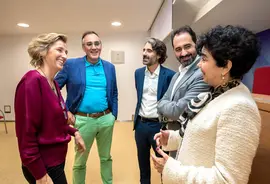 11:00.- Consejer&iacute;a de Sanidad.
El consejero de Sanidad, Ra&uacute;l Pesquera, preside la reuni&oacute;n &lsquo;Biosimilares: una oportunidad para el SNS&rsquo;.
04 de octubre de 2022
Fotograf&iacute;a: Silvia Bouzo