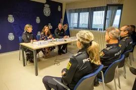 09:00 horas. Sede de la Jefatura Superior de Polic&iacute;a
La consejera de Presidencia, Interior, Justicia y Acci&oacute;n Exterior, Paula Fern&aacute;ndez, interviene en la apertura de una jornada de formaci&oacute;n destinada a polic&iacute;as locales sobre bandas urbanas. 17 octubre 2022 &copy; Miguel De la Parra