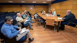 10:00 horas. Despacho del consejero de Obras P&uacute;blicas, Ordenaci&oacute;n del Territorio y Urbanismo
El consejero de Obras P&uacute;blicas, Ordenaci&oacute;n del Territorio y Urbanismo, Jos&eacute; Luis Gochicoa, recibe al alcalde de Valderredible, Fernando Fern&aacute;ndez. 
25 de octubre de 2022
Fotograf&iacute;a: Silvia Bouzo