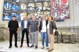 09:30 horas. IES Santa Clara de Santander. El vicepresidente y consejero de Universidades, Igualdad, Cultura y Deporte, Pablo Zuloaga, visita el tr&iacute;ptico &lsquo;Metamorfosis&rsquo; de Roberto Orallo. 26 de octubre de 2022 &copy; Ra&uacute;l Lucio