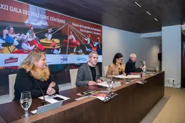 11:30 horas. Palacio de Festivales
El vicepresidente y consejero de Universidades, Igualdad, Cultura y Deporte, Pablo
Zuloaga, participa en la presentaci&oacute;n de la Gala del Folclore C&aacute;ntabro. 1 FEBRERO 2023 &copy;Oficina de comunicaci&oacute;n