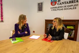13:00 horas. Sede de la Consejer&iacute;a de Empleo y Pol&iacute;ticas Sociales
La consejera de Empleo y Pol&iacute;ticas Sociales, Eugenia G&oacute;mez de Diego, se re&uacute;ne con representantes del Colegio Oficial de Farmac&eacute;uticos. 17 FEBRERO 2023 &copy; Miguel De la Parra