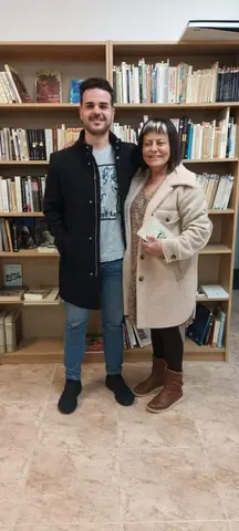 Candidato a la Alcald&iacute;a, &Aacute;lvaro V&eacute;lez (IU) y la n&uacute;mero 2, Gurutxe Hornilla