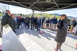 11:00 horas. Teatro de Orejo. Marina de Cudeyo
El presidente Cantabria, Miguel &Aacute;ngel Revilla, y el consejero de Obras P&uacute;blicas,
Ordenaci&oacute;n del Territorio y Urbanismo, Jos&eacute; Luis Gochicoa, inauguran las obras de
mejora de la CA-420 entre Orejo y Rubayo. 24 FEBRERO 2023 &copy; Miguel De la Parra