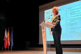 11:20 horas. Paraninfo de la Magdalena, Santander
La consejera de Educaci&oacute;n y Formaci&oacute;n Profesional, Marina Lomb&oacute;, asiste al acto de presentaci&oacute;n del libro ilustrado &lsquo;La Anjana y el Oj&aacute;ncano. Mitos y leyendas de Manuel Llano&rsquo;.
