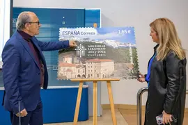 11:00 horas. Sala de prensa del Gobierno de Cantabria
El consejero de Industria, Turismo, Innovaci&oacute;n, Transporte y Comercio, Javier L&oacute;pez Marcano y la directora de Filatelia de Correos, Leire D&iacute;ez Castro, presentan en, rueda de prensa, el sello de correos del A&ntilde;o Jubilar Lebaniego.
