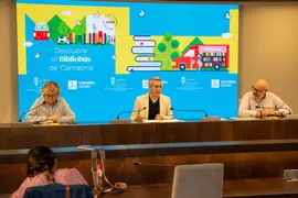 10:00 horas. Palacio de Festivales (Sala 30 a&ntilde;os)
El vicepresidente y consejero de Universidades, Igualdad, Cultura y Deporte en
funciones, Pablo Zuloaga, presenta, en rueda de prensa, las rutas del bibliob&uacute;s. 27 junio 2023 &copy; Miguel De la Parra