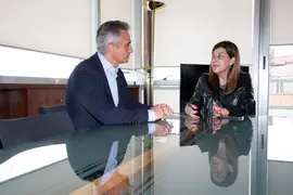Gobierno de Cantabria 
La presidenta de Cantabria, Mar&iacute;a Jos&eacute; S&aacute;enz de Buruaga, recibe al presidente de la C&aacute;mara de Comercio de Cantabria, Tom&aacute;s Dasgoas
NR
17 JUL 23