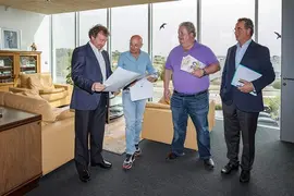 11.30 horas. Despacho del consejero
El consejero de Desarrollo Rural, Ganader&iacute;a, Pesca y Alimentaci&oacute;n, Pablo Palencia, presenta la III edici&oacute;n del Mercado de Productos de Cantabria, en Treto. 
