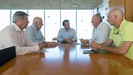16:00.- Sala de reuniones de la Consejer&iacute;a. El consejero de Desarrollo Rural, Ganader&iacute;a, Pesca y Alimentaci&oacute;n, Pablo Palencia, se re&uacute;ne con la Federaci&oacute;n de Caza de Cantabria y la Sociedad de Fomento de Caza y Pesca. 28 de septiembre de 2023 &copy; Ra&uacute;l Lucio