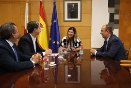  La presidenta de Cantabria, Mar&iacute;a Jos&eacute; S&aacute;enz de Buruaga, se re&uacute;ne con el presidente de la C&aacute;mara de Comercio de Torrelavega, Carlos Augusto Carrasco. 
3 oct 23