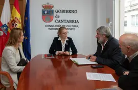 11:30.- Despacho de la consejera
La consejera de Cultura, Turismo y Deporte, Eva Guillermina Fern&aacute;ndez, recibe al alcalde de Valderredible, Fernando Fern&aacute;ndez. 
