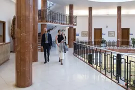 10:30 horas. Ayuntamiento de Santander. El consejero de Educaci&oacute;n, Formaci&oacute;n Profesional y Universidades, Sergio Silva, presenta las jornadas de sensibilizaci&oacute;n en el uso de dispositivos m&oacute;viles. 14 de noviembre de 2023 &copy; Ra&uacute;l Lucio