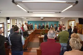 PLENO AYTO PI&Eacute;LAGOS - MINUTO SILENCIO EN MEMORIA GEMA DIAZ VILLEGAS